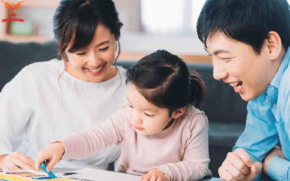 Thường xuyên khen ngợi, khuyến khích và động viên con Thường xuyên khen ngợi, khuyến khích và động viên con