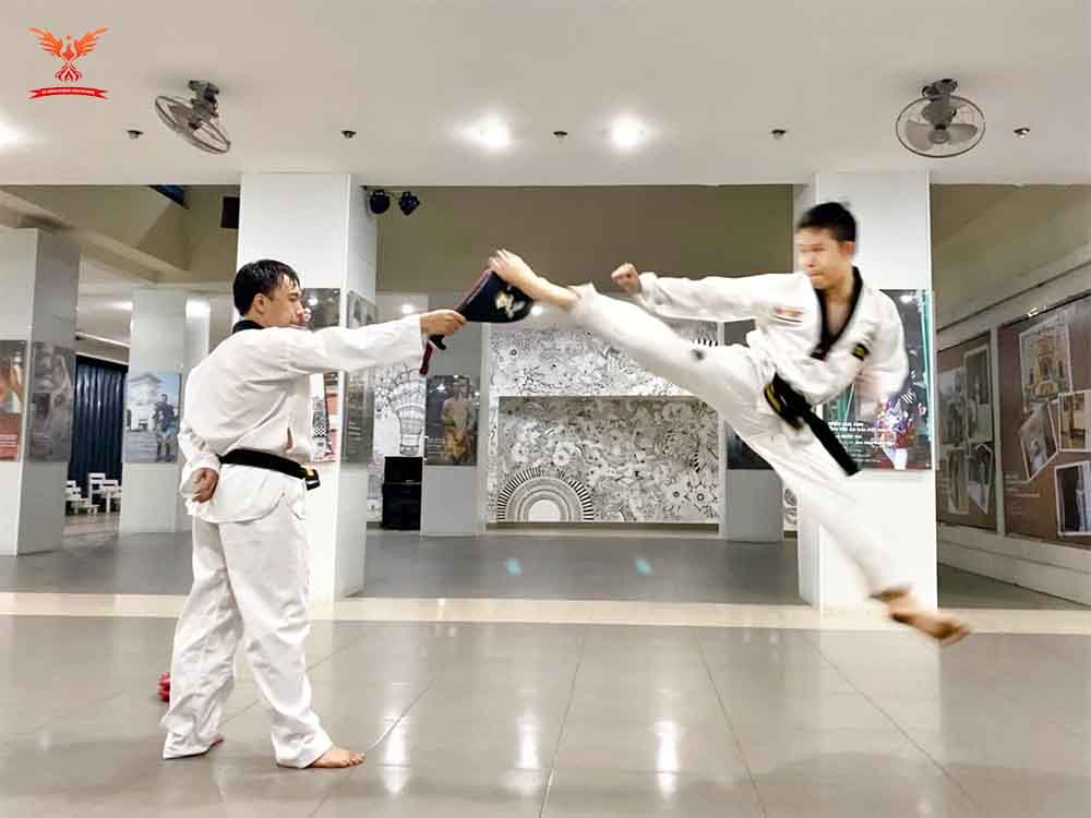 Karatedo Bách Khoa  Karatedo Bách Khoa