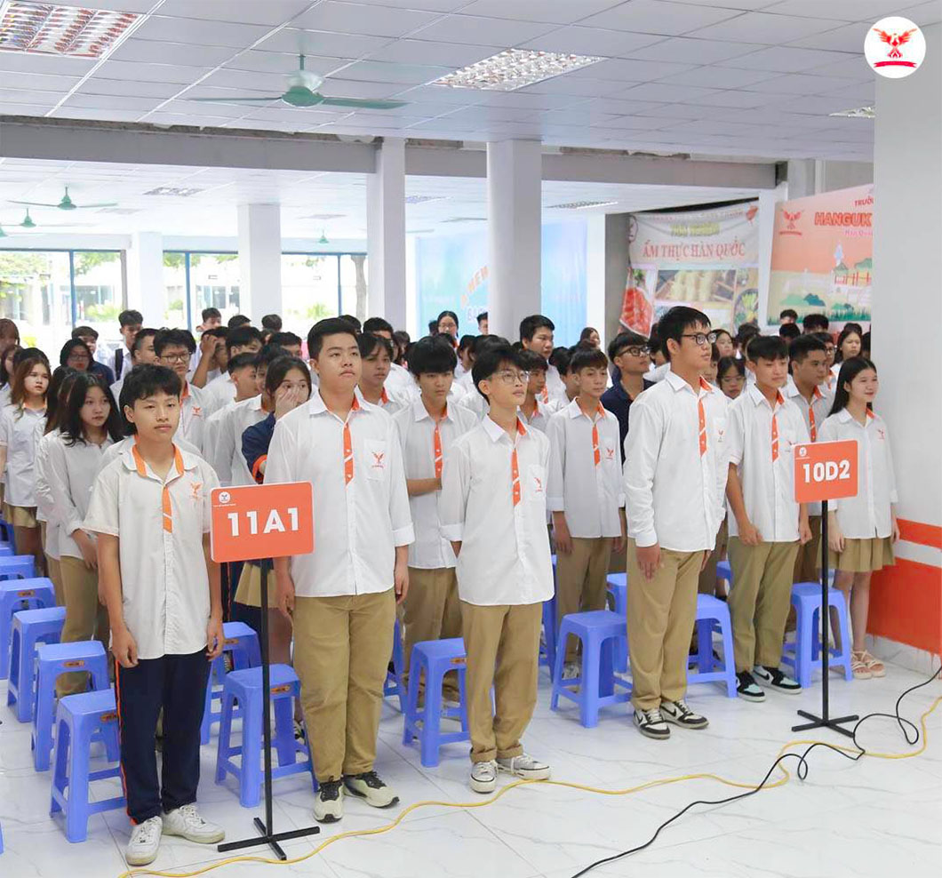 Buổi chào cờ đầu tiên năm học mới