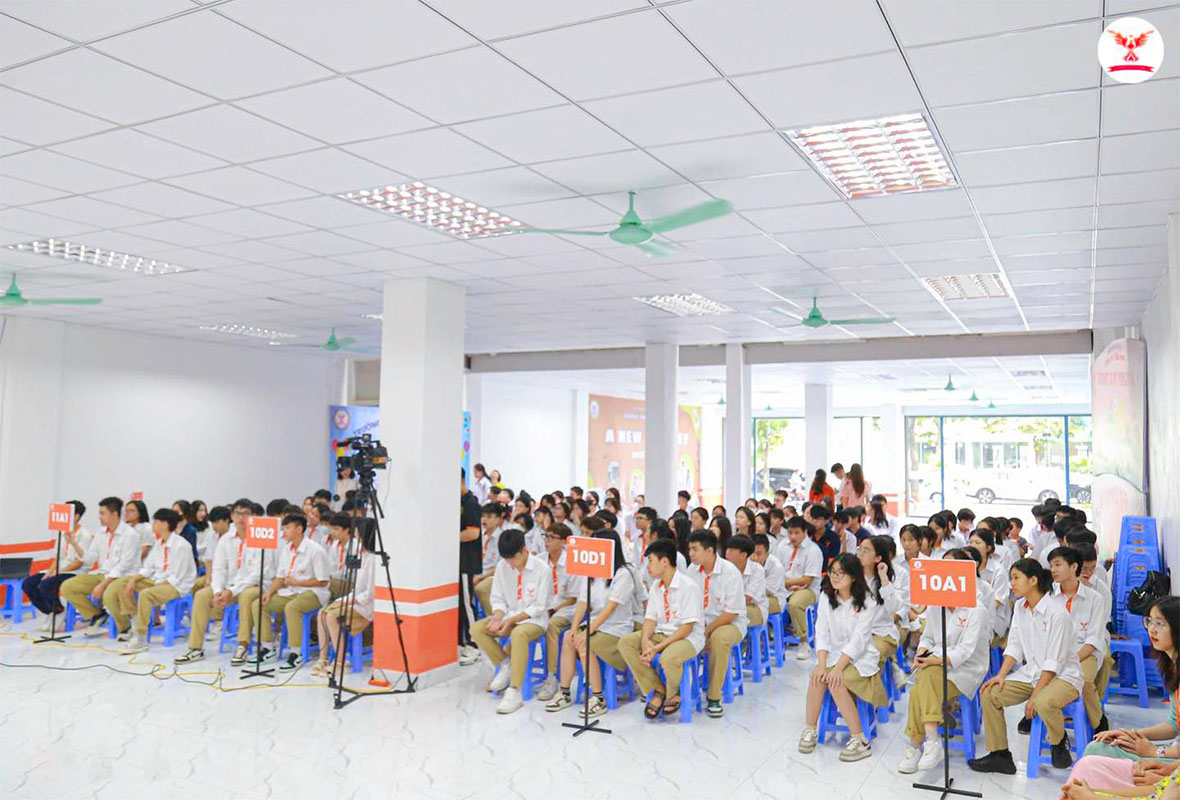 Buổi chào cờ đầu tiên năm học mới