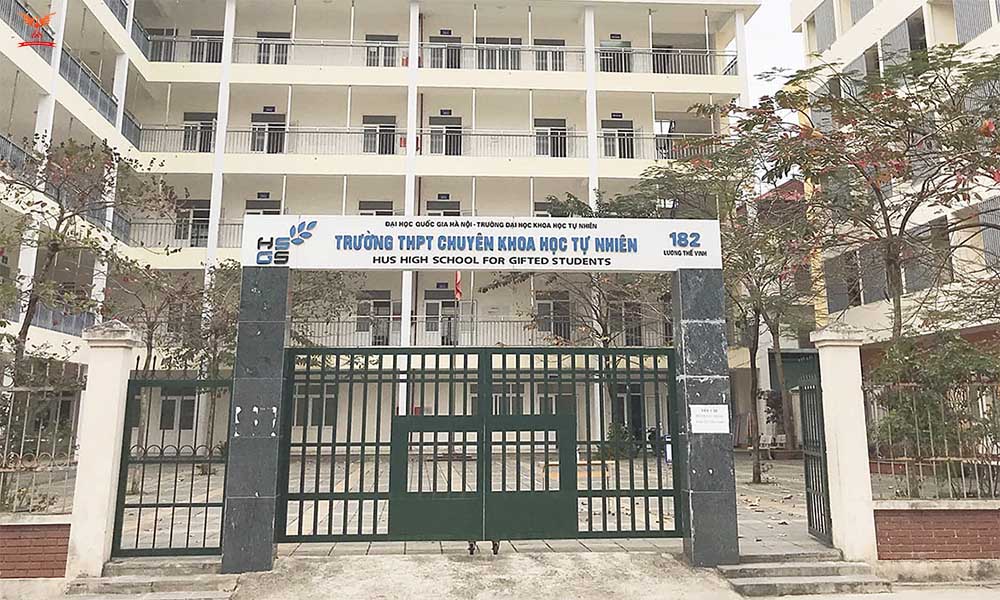 cơ sở vật chất trường cấp 3 chuyên Khoa học tự nhiên