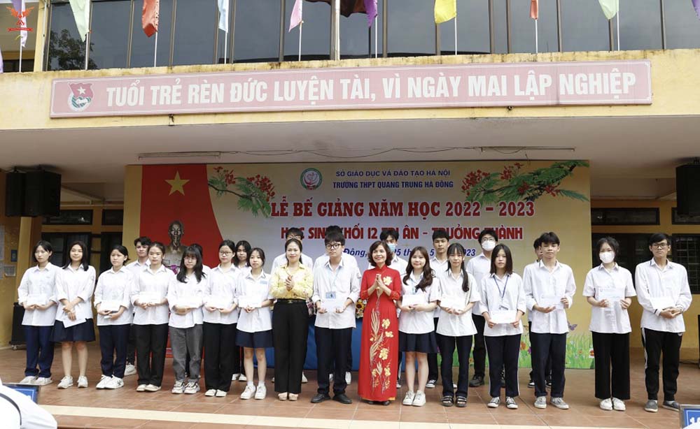 Thành tựu trường cấp 3 Quang Trung - Hà Đông đạt được