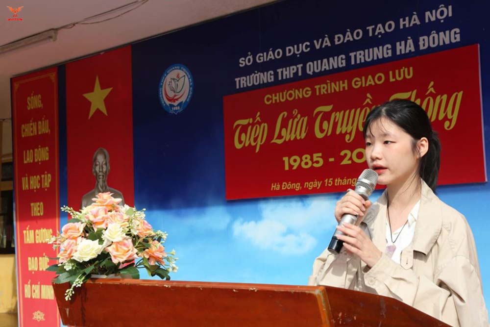 Điểm tuyển sinh đầu vào qua các năm