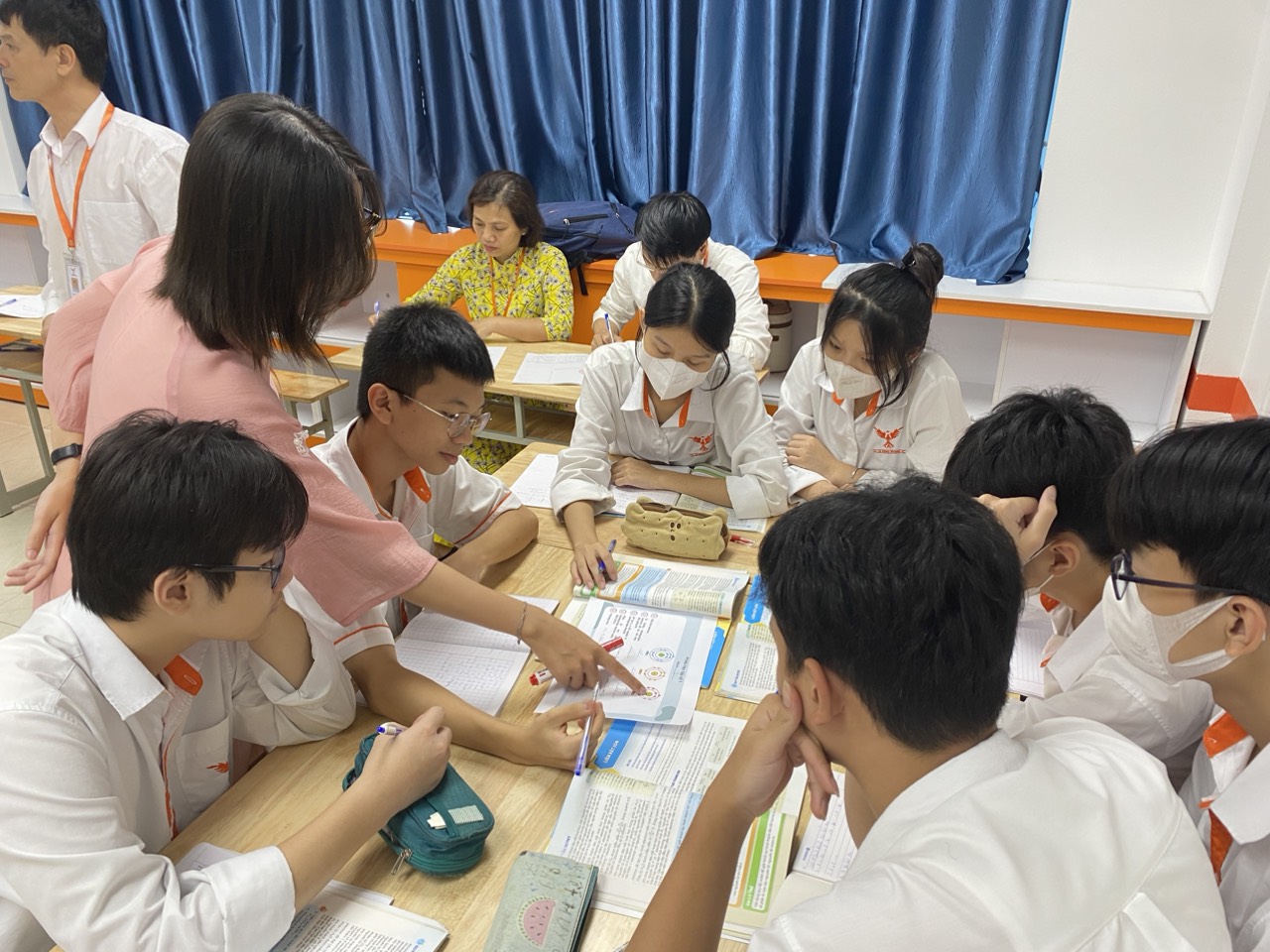 Không khí trong các tiết dạy dự thi GVG tại trường Lê Hồng Phong