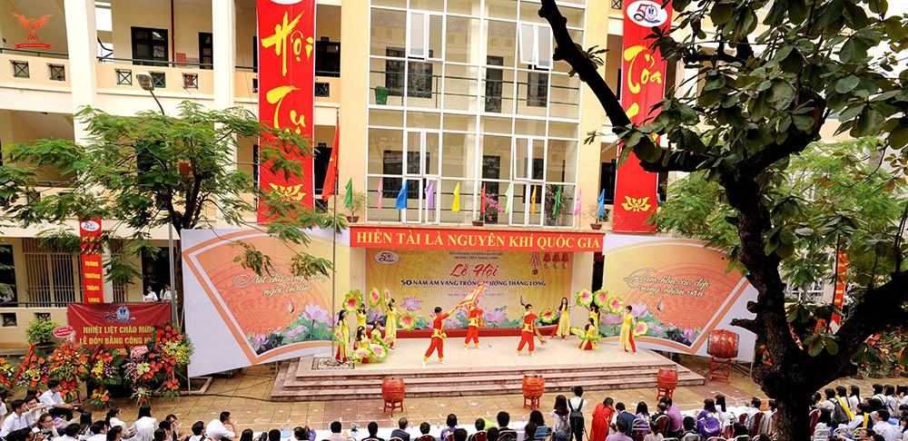 Trường THPT Thăng Long