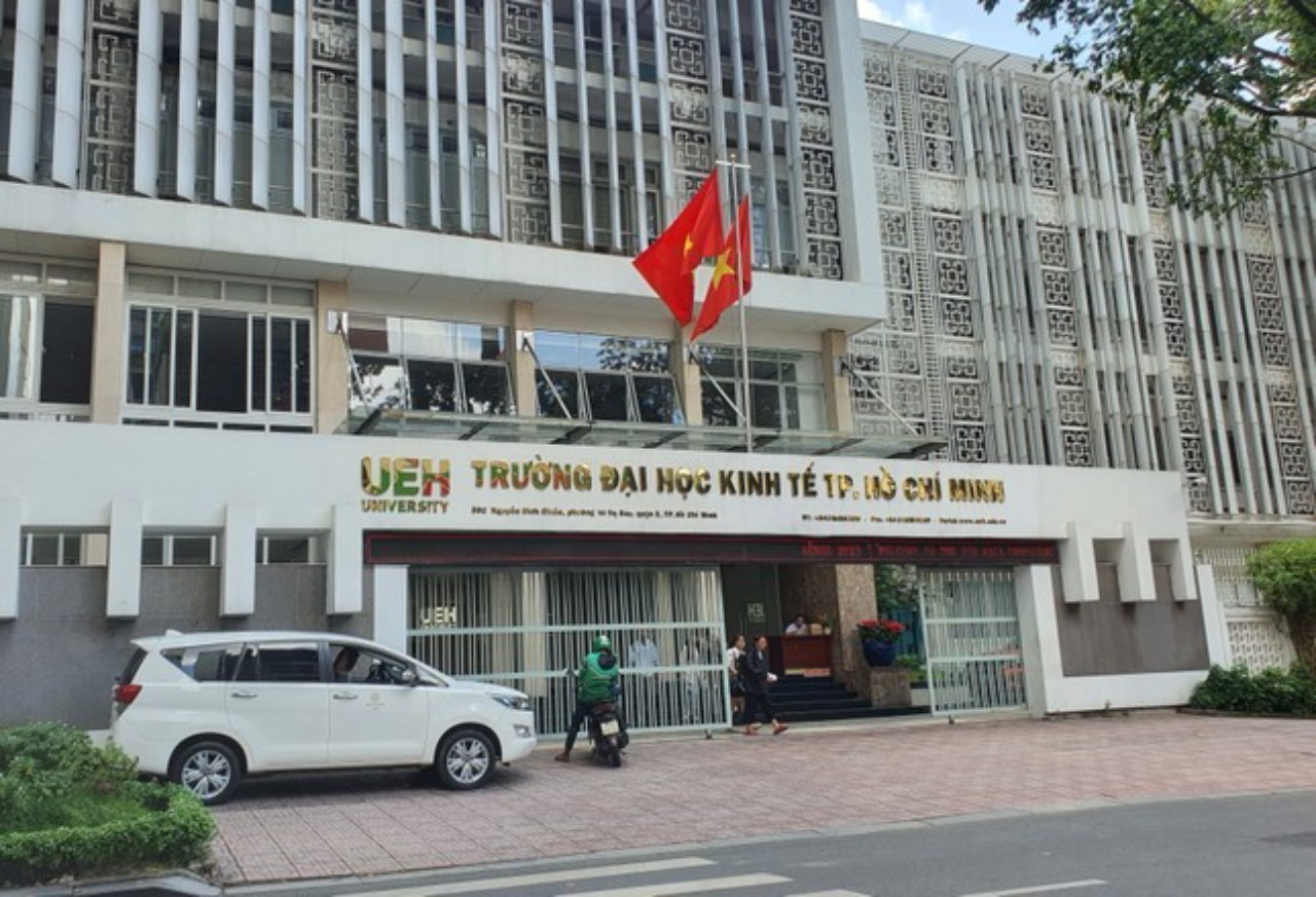 Đại học Kinh tế - TP Hồ Chí Minh Đại học Kinh tế - TP Hồ Chí Minh