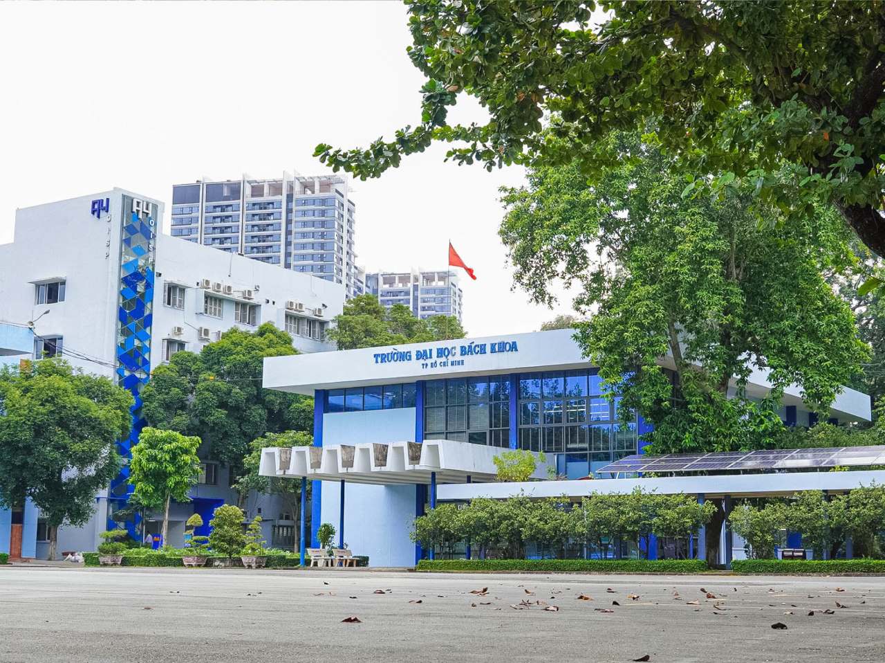 Trường Đại học Bách khoa TP HCM