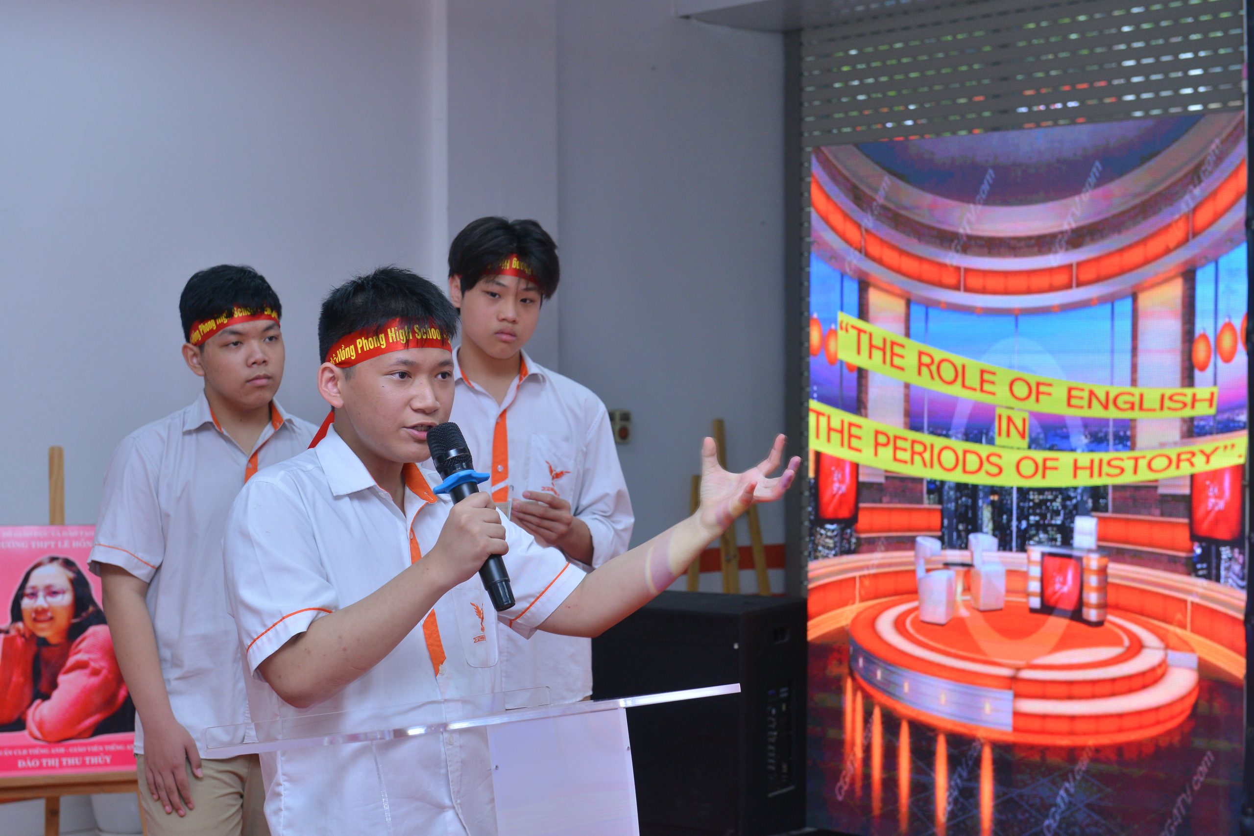 🔥 CUỘC THI HÙNG BIỆN TIẾNG ANH MÙA 3 – BÙNG NỔ ĐAM MÊ, THỂ HIỆN BẢN LĨNH!🔥